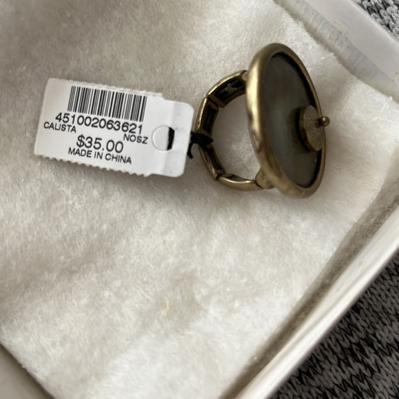 NWT CHICO’S AYLA SWIRL EXPANDABLE COCKTAIL RING  (6-8) - Picture 3 of 5